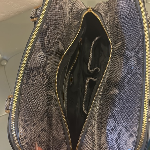 Tory Burch Python Purse - Picture 9 of 15